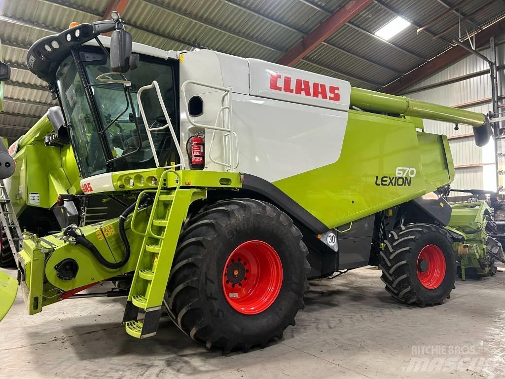 CLAAS Lexion 670 聯合收穫機
