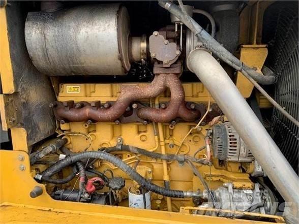 CAT 574 集運機