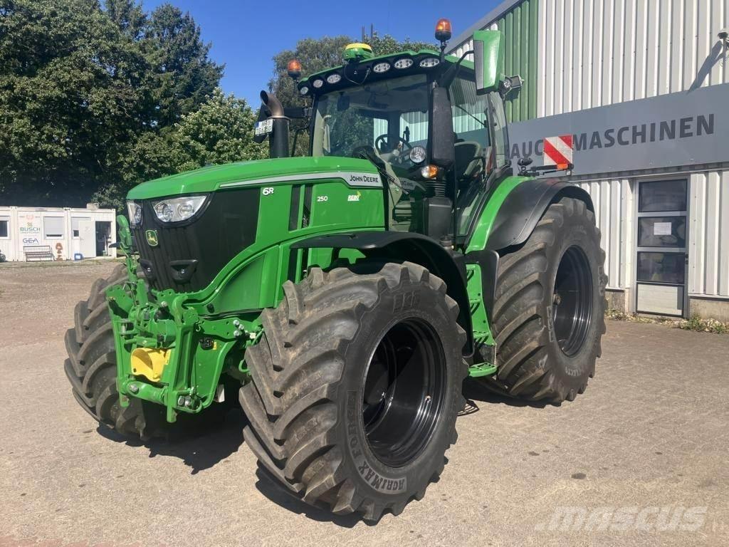 John Deere 6R250 曳引機
