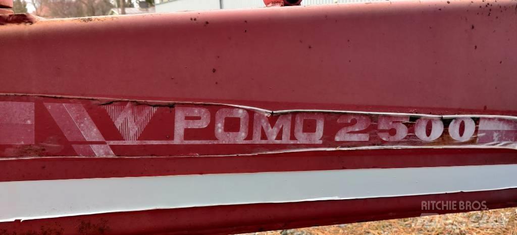 Pomo 2500 刮路機