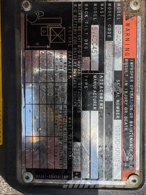 CAT DP40NT 柴油卡車
