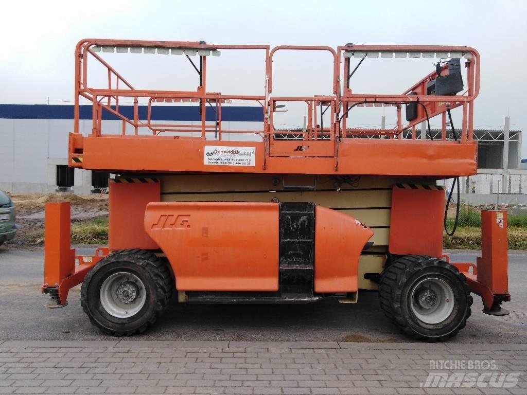 JLG 4393 RT 剪式升降機