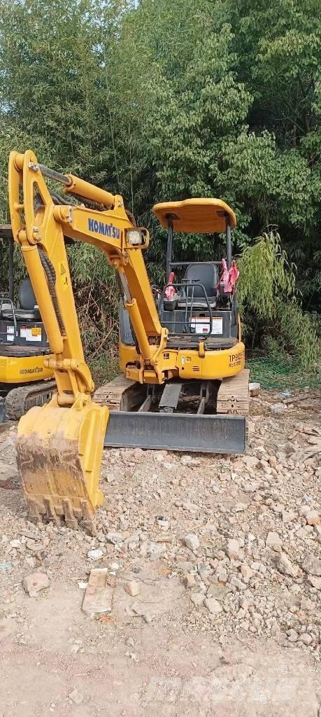 Komatsu PC35 小型挖土機/掘鑿機<7t(小型挖掘機)