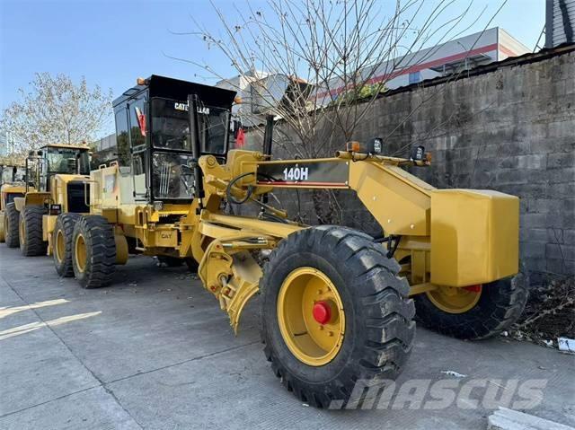 CAT 140 H 平土機