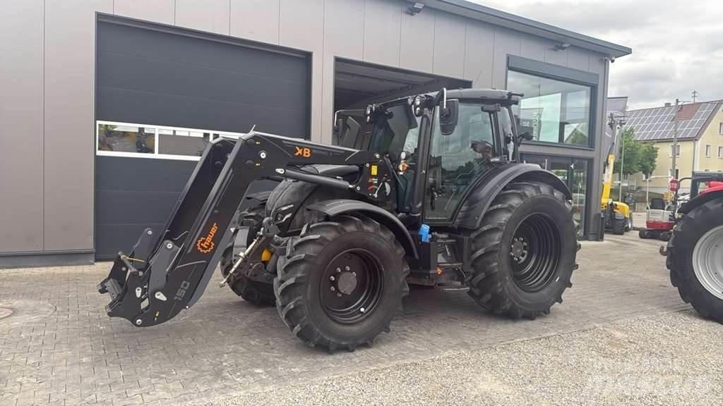 Valtra N175 曳引機