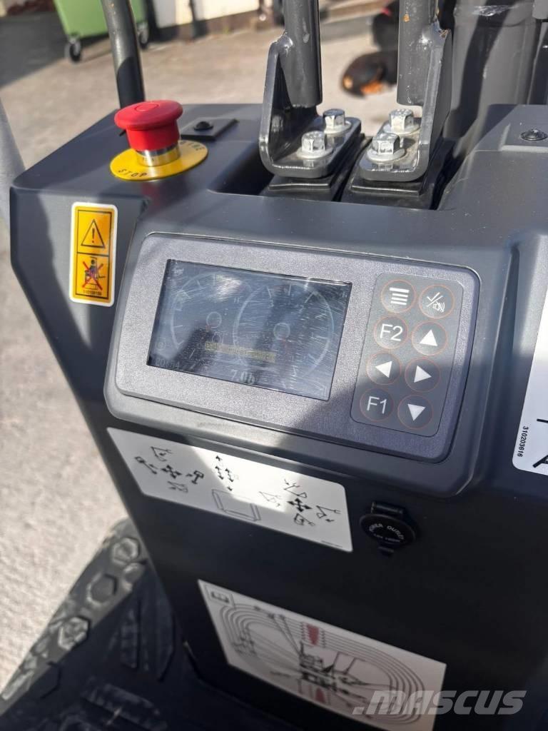 XCMG XE10E 小型挖土機/掘鑿機<7t(小型挖掘機)