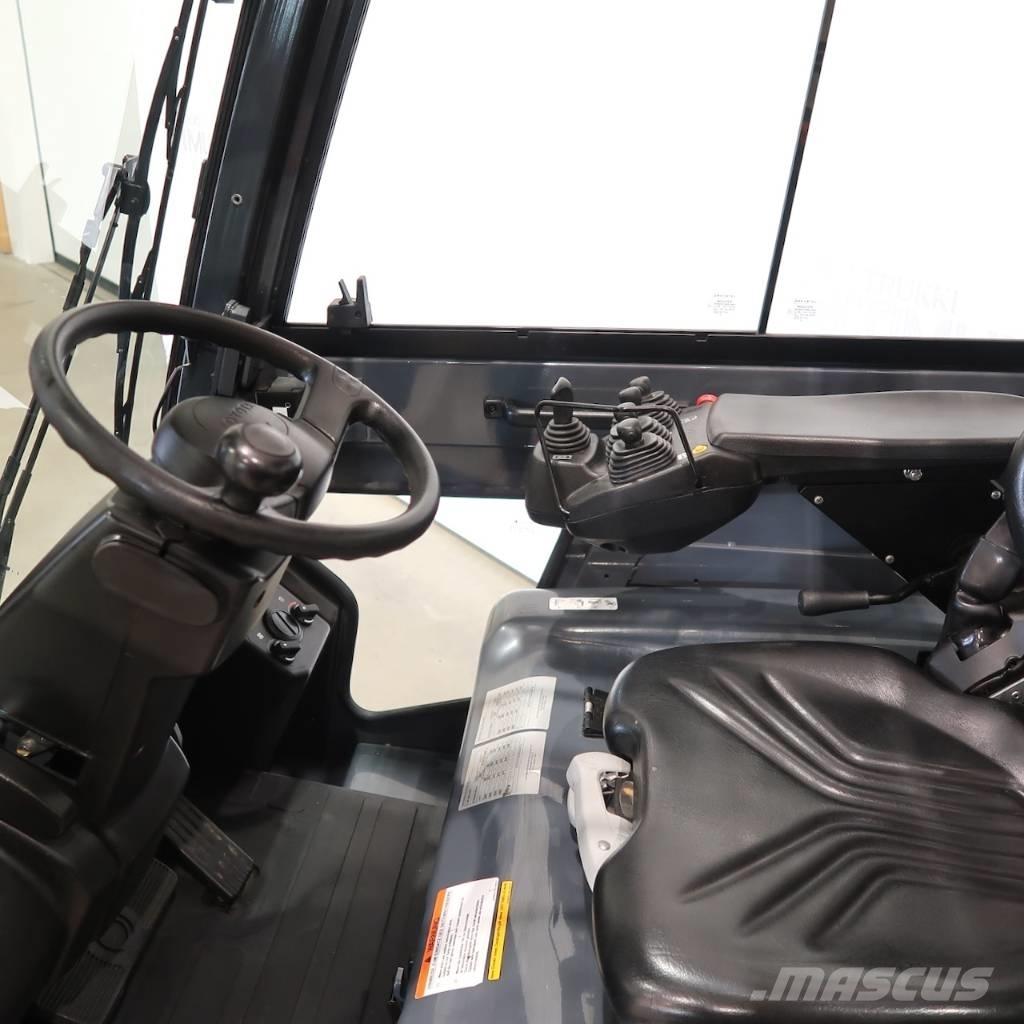 Toyota 8FBMT25 電動堆高機