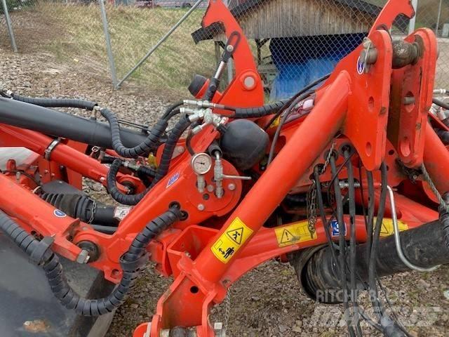 Kuhn FC 8830 D 割草調節裝置