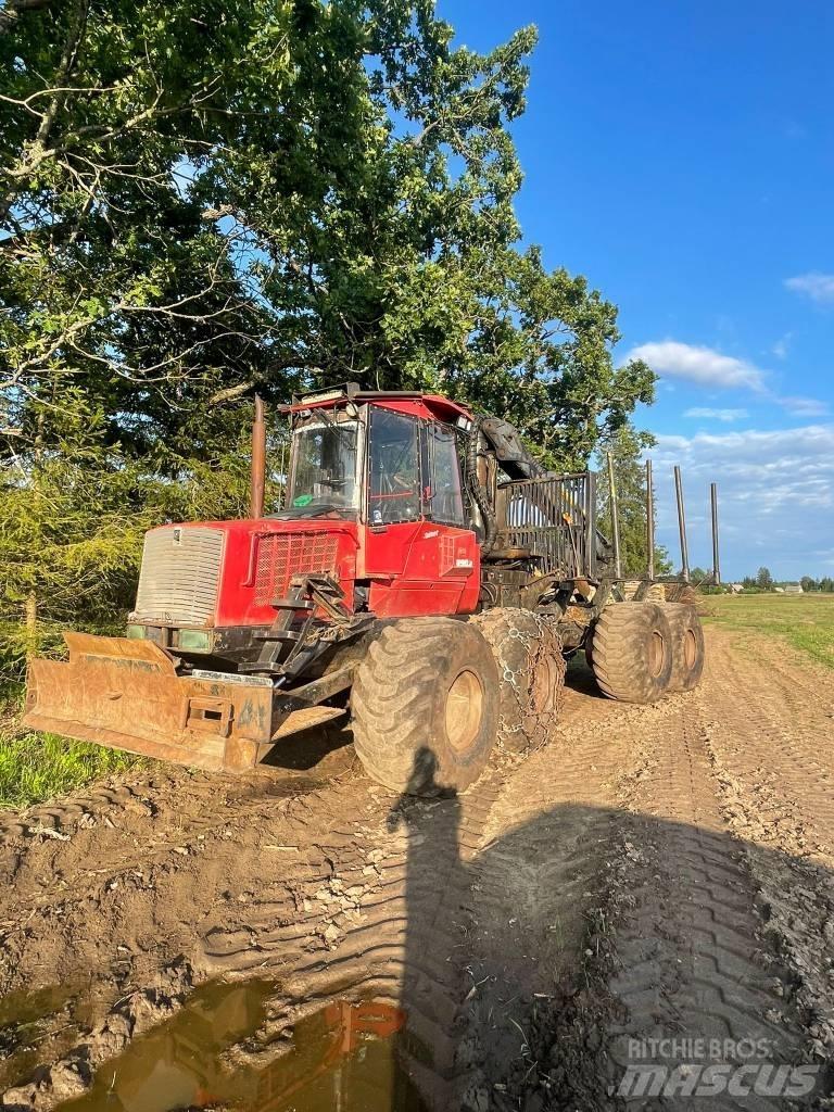 Valmet 890,2 集運機