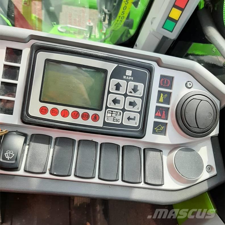 Merlo EW25.5 伸縮臂操作車