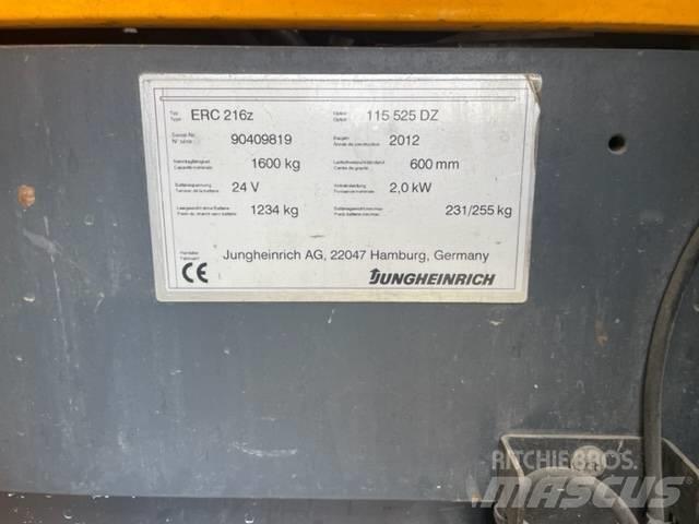 Jungheinrich ERC 216 自走式堆積機