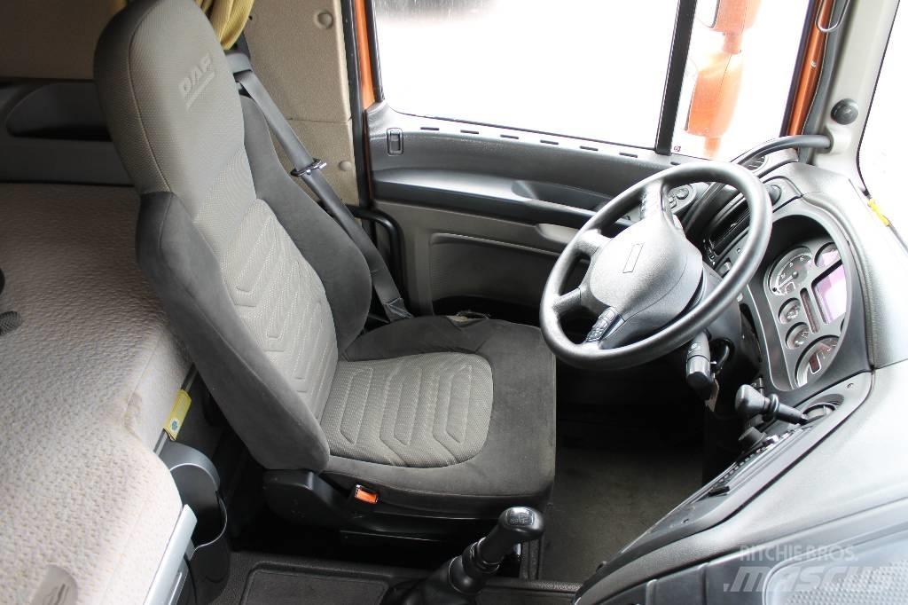 DAF XF105.460 商用底盤車