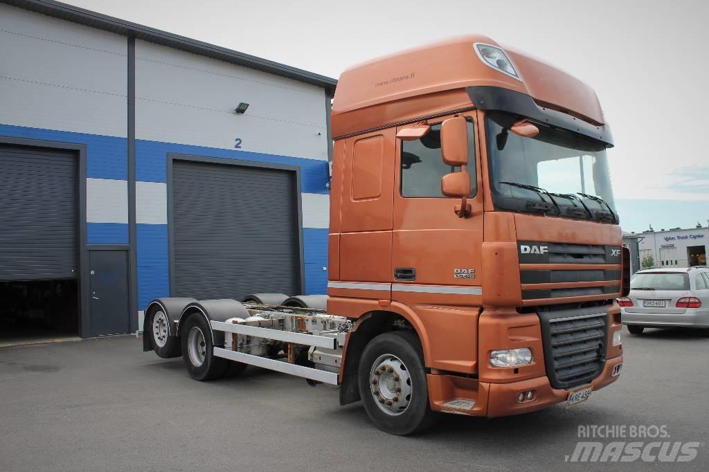 DAF XF105.460 商用底盤車