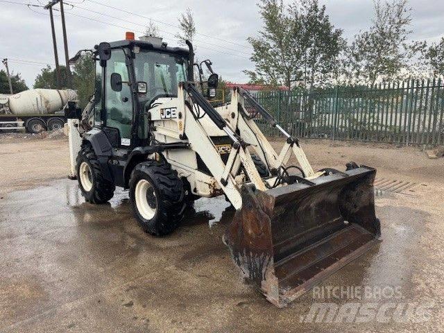 JCB 3CX Compact 反鏟裝載機