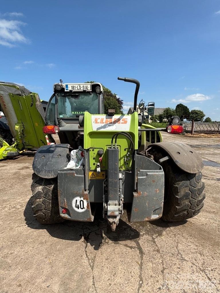 CLAAS Scorpion 7044 農業用伸縮臂裝載機