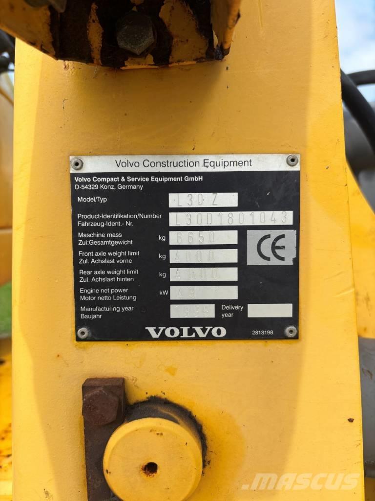 Volvo L30 小型裝載機