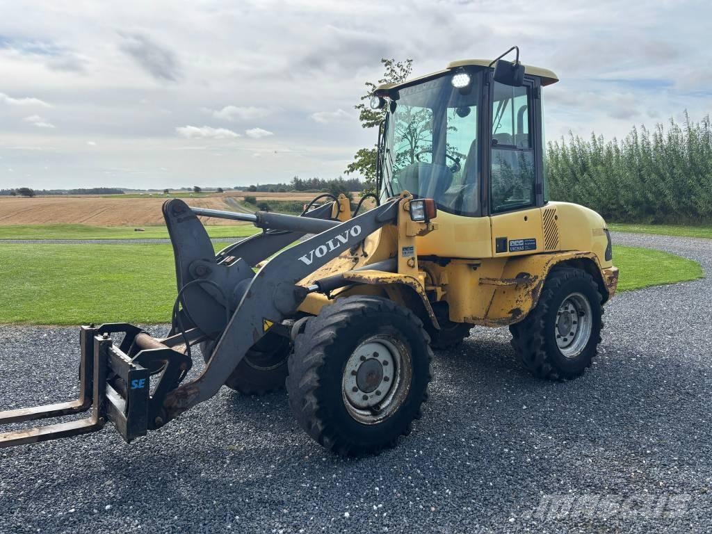 Volvo L30 小型裝載機
