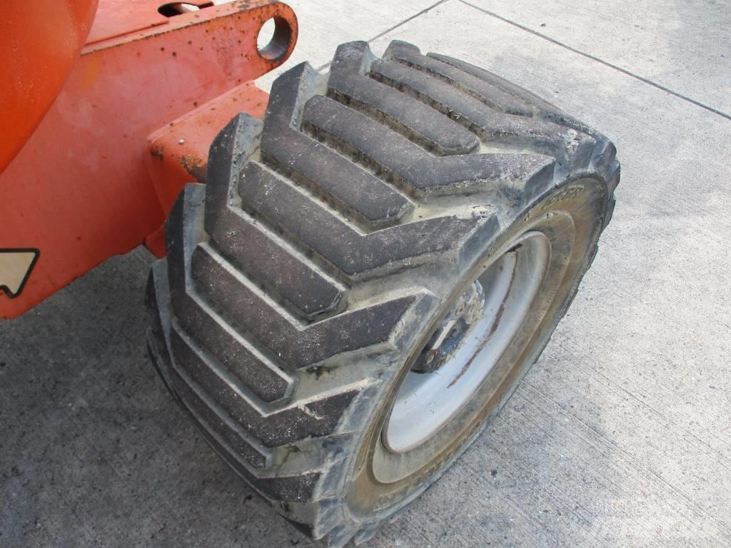 JLG 450 AJ (193) 緊湊型自走式伸縮臂式升降機