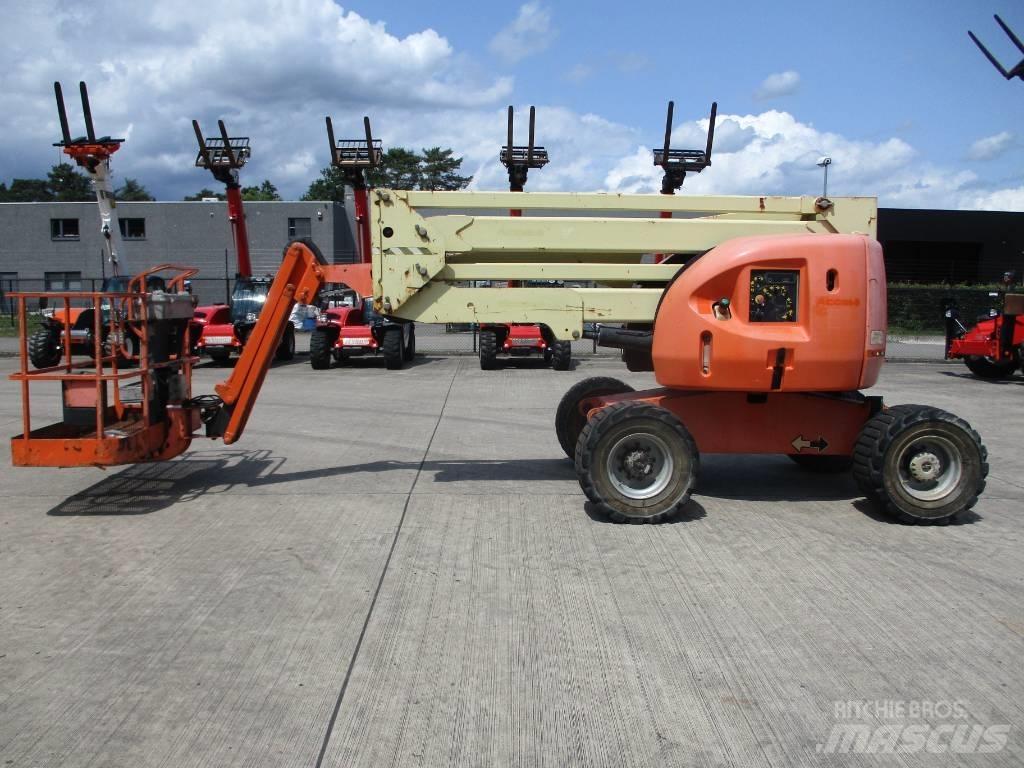JLG 450 AJ (193) 緊湊型自走式伸縮臂式升降機