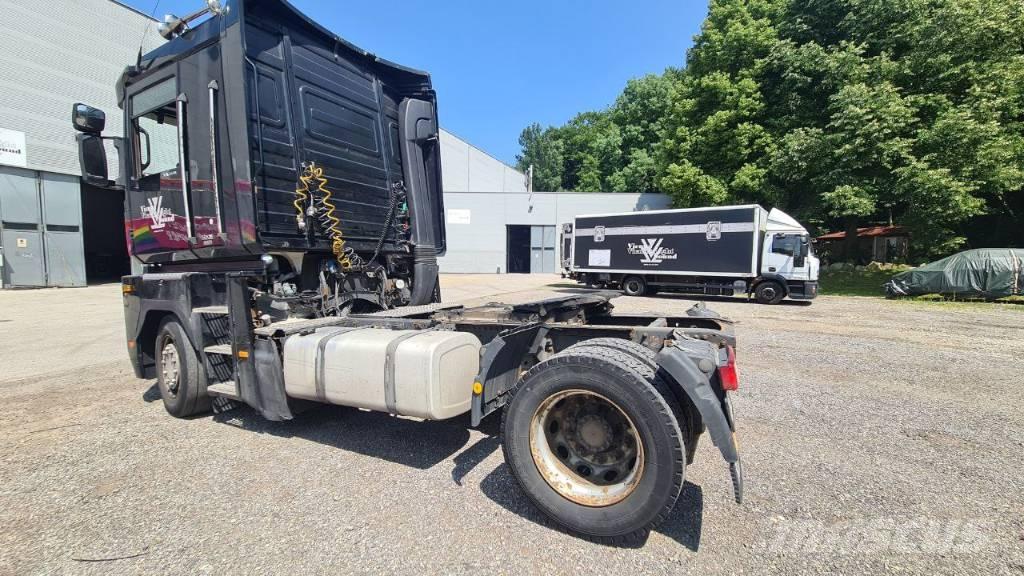 Renault Magnum 500 曳引機組件