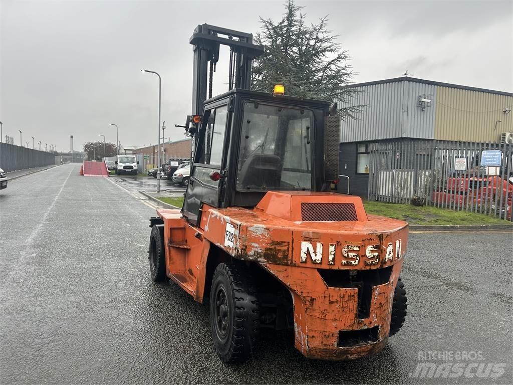 Nissan 20ZVF05H70U 柴油卡車