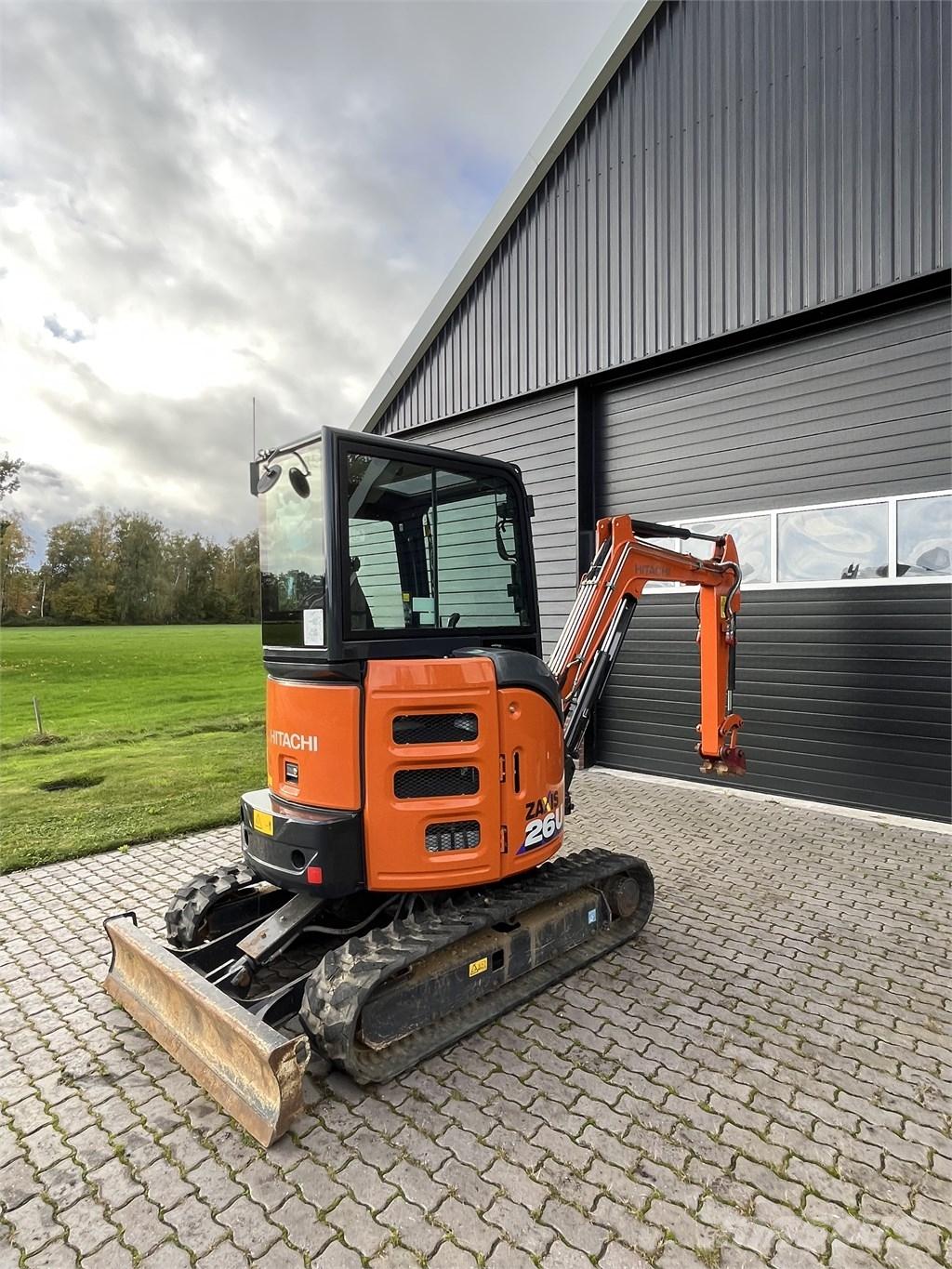 Hitachi ZX 26 U-6 CR 小型挖土機/掘鑿機<7t(小型挖掘機)