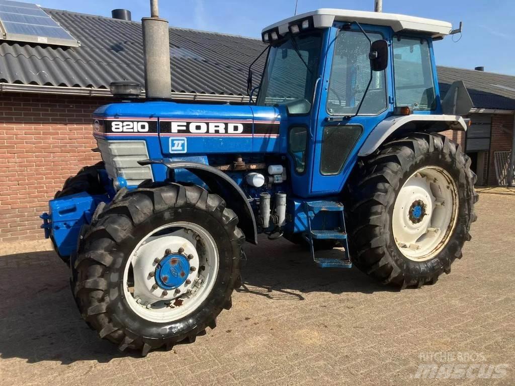 Ford 8210 gen 2 曳引機