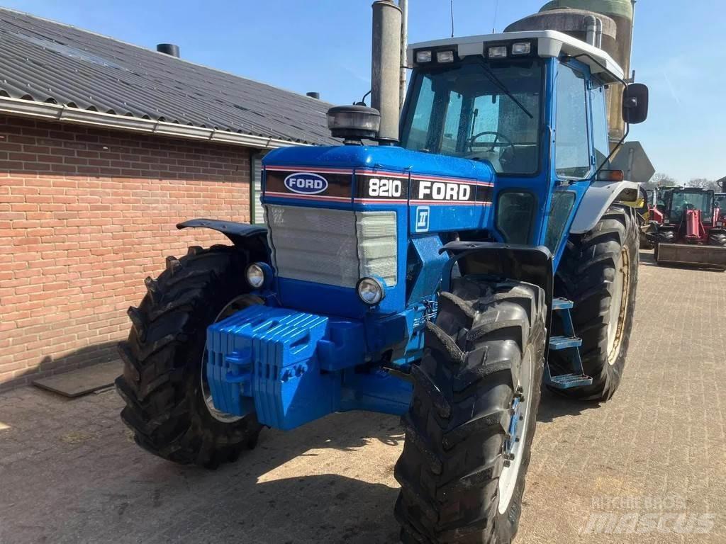 Ford 8210 gen 2 曳引機