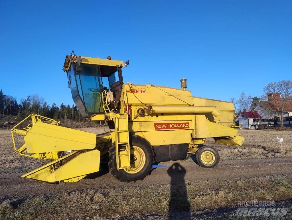New Holland 8030 聯合收穫機