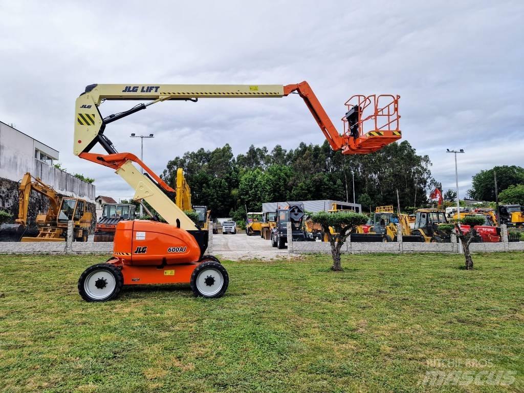 JLG 600 AJ 曲臂高空作業車