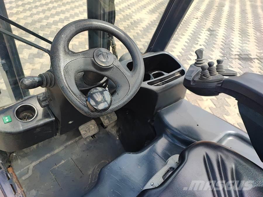 Linde E16C-01 電動堆高機