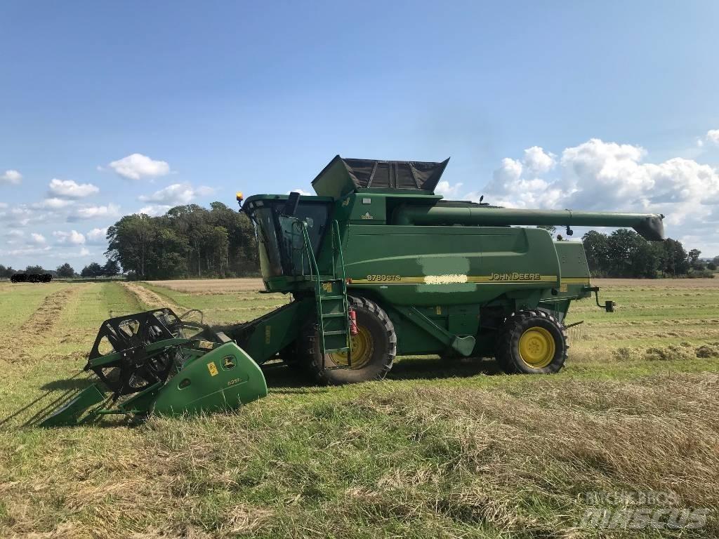 John Deere 9780 CTS 聯合收穫機
