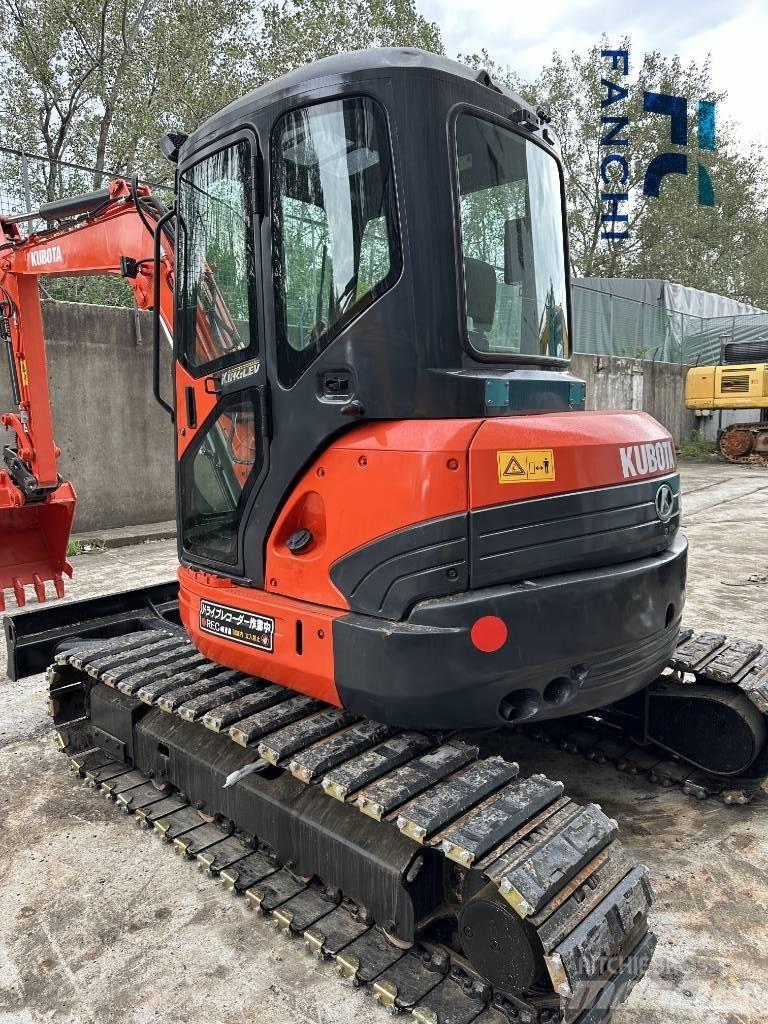 Kubota U 55-4 小型挖土機/掘鑿機<7t(小型挖掘機)