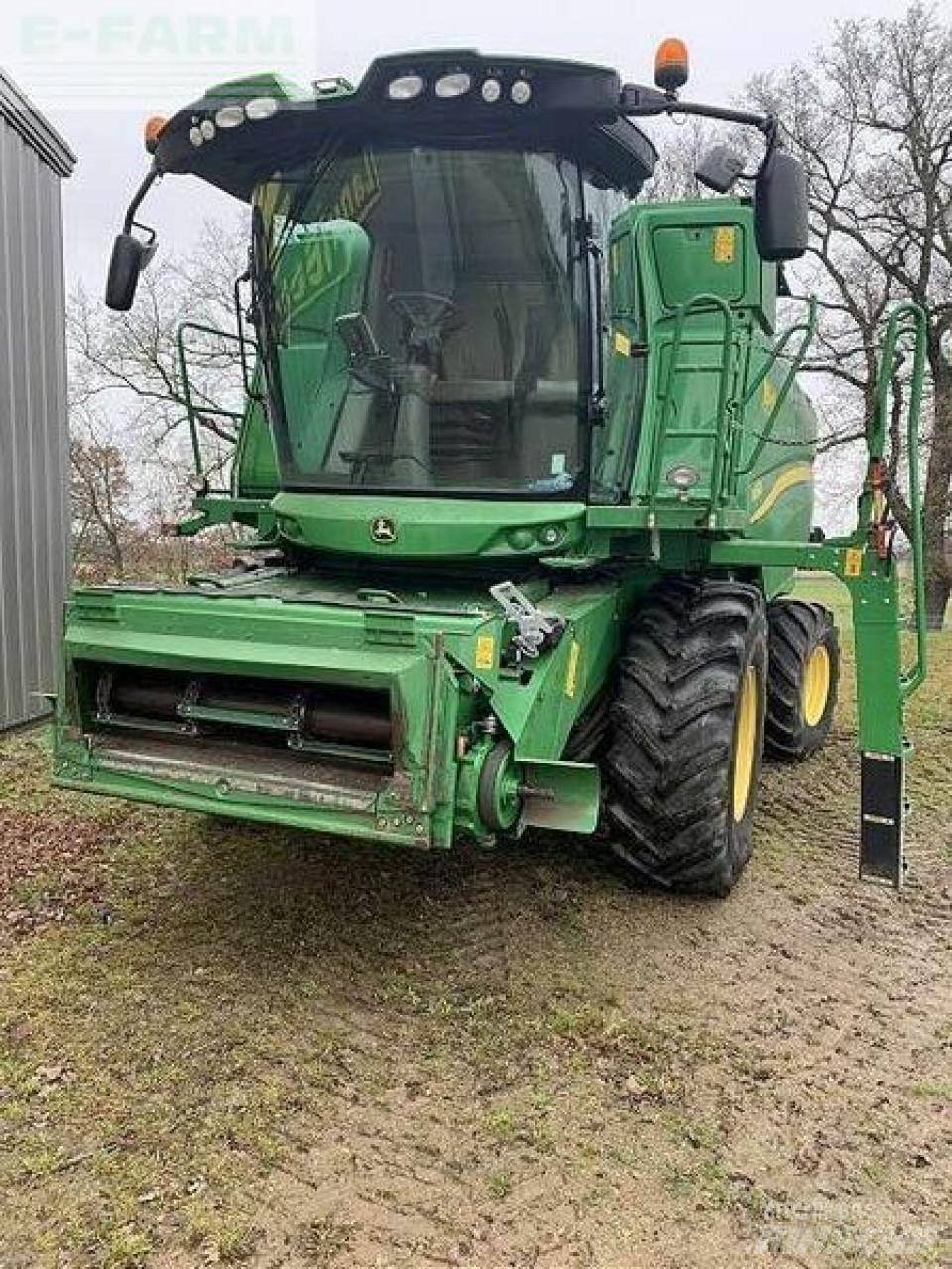 John Deere w660 聯合收穫機