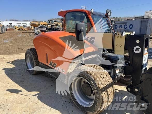 JLG G5-18A 伸縮臂操作車