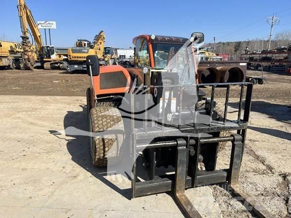 JLG G5-18A 伸縮臂操作車