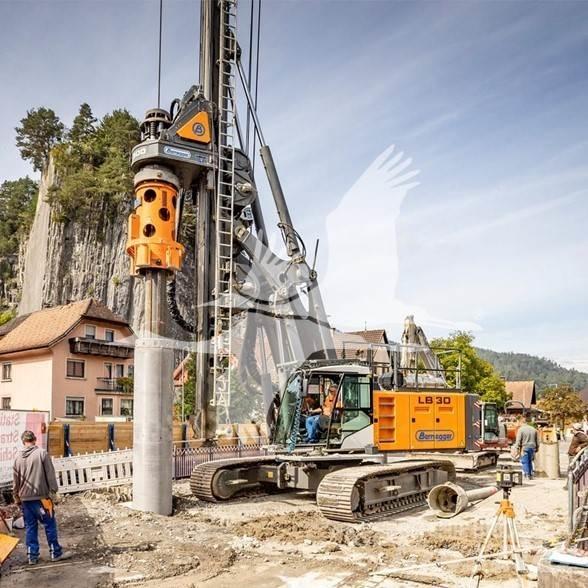 Liebherr LB30 鑽孔機