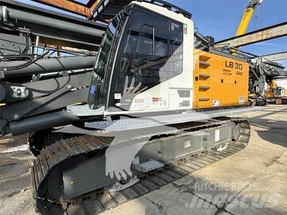 Liebherr LB30 鑽孔機