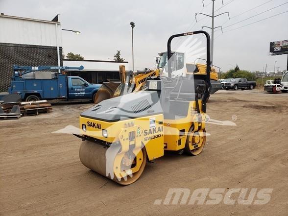 Sakai SW300-1 單輪滾壓機