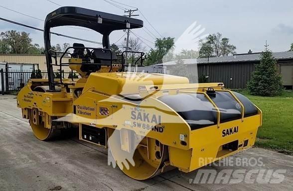 Sakai SW884ND 單輪滾壓機