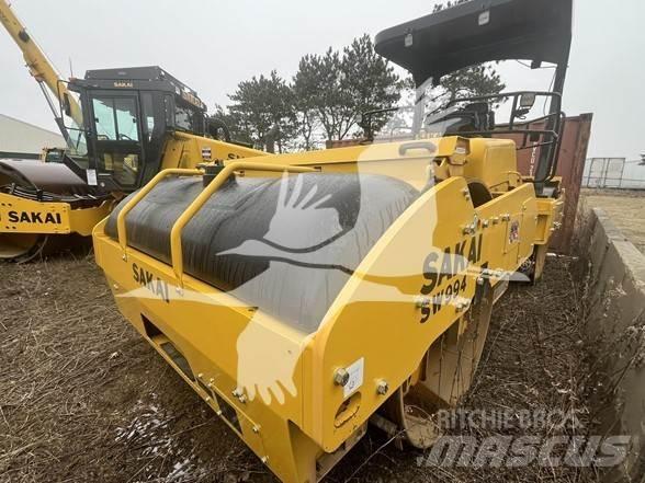 Sakai SW994 單輪滾壓機