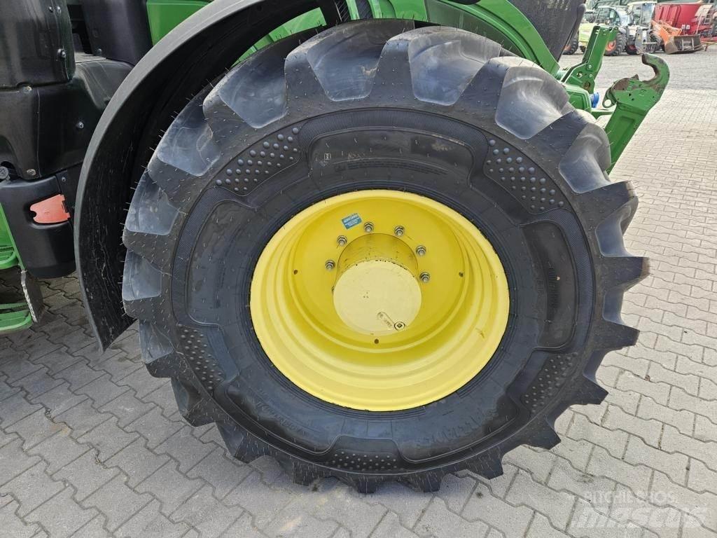 John Deere 6195R 曳引機