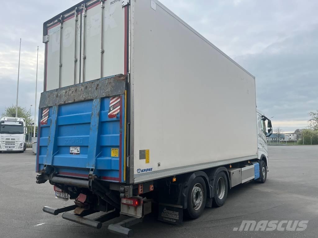 Volvo FH 溫控卡車