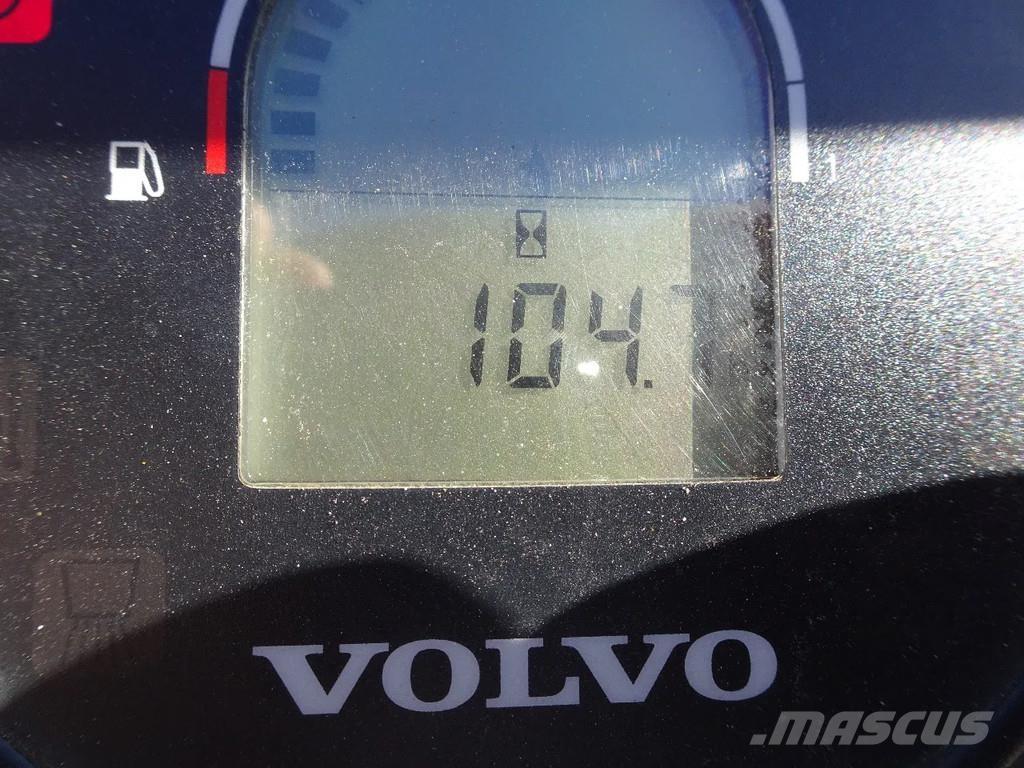 Volvo DD25P 雙輪滾壓機