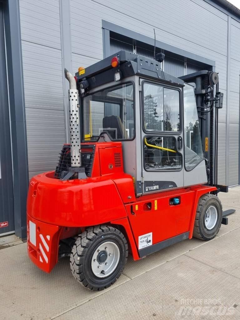 Kalmar DCE 55-6 柴油卡車