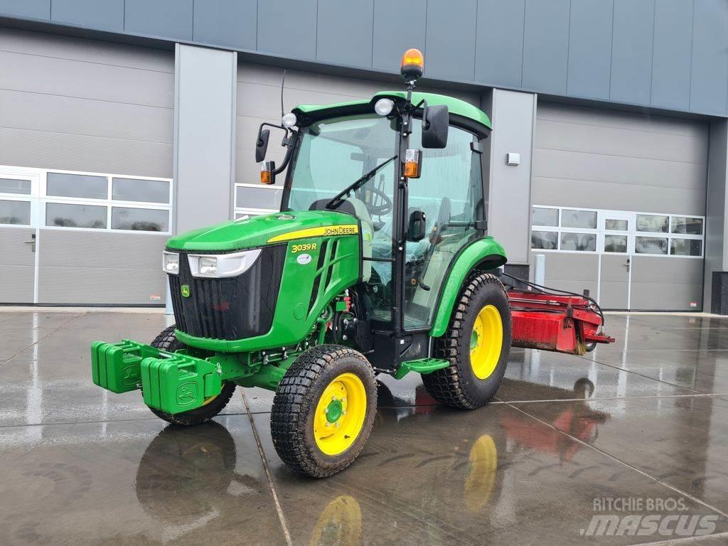 John Deere 3039R 曳引機