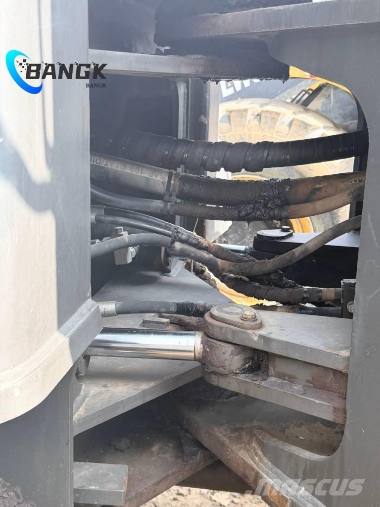 SDLG L 953 輪胎式裝載機