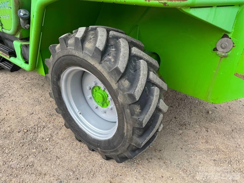 Merlo P 40.16 伸縮臂操作車