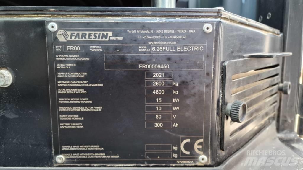 Faresin F6.26 E 伸縮臂操作車
