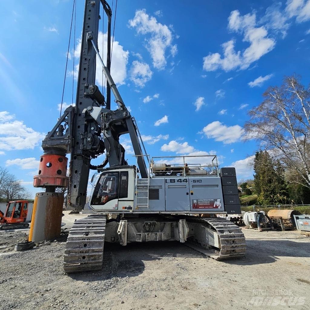Liebherr LB 44-510 重型鑽孔機